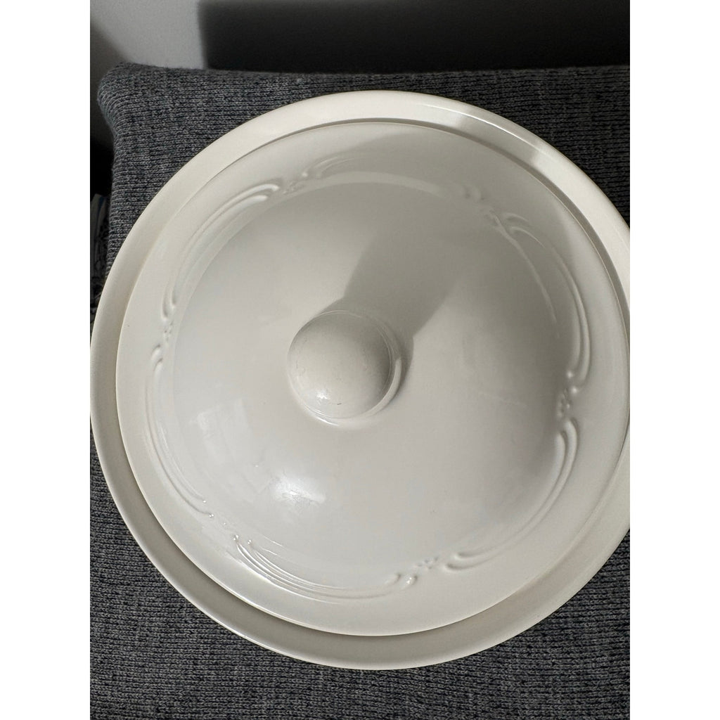 The White Filigree Casserole Dish